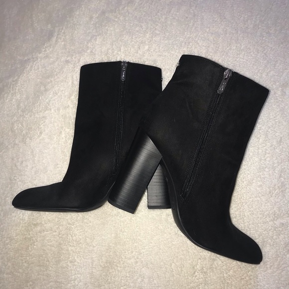 Sam Edelman black booties - Picture 2 of 4